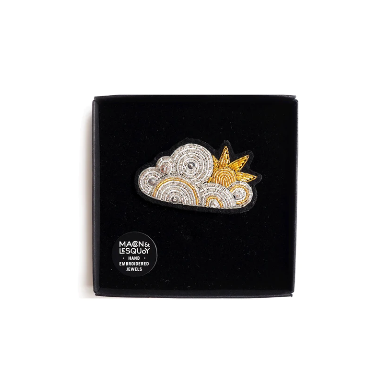 Broche brodée Nuageux